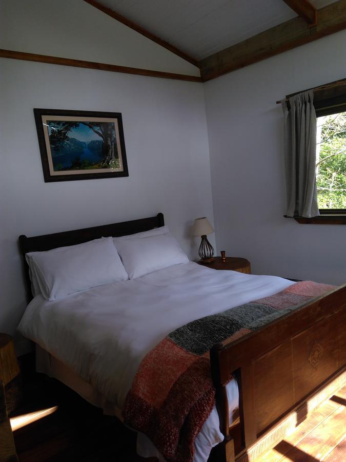 Boutique Vintage Forest Cabin สตอร์มริเวอร์ ภายนอก รูปภาพ